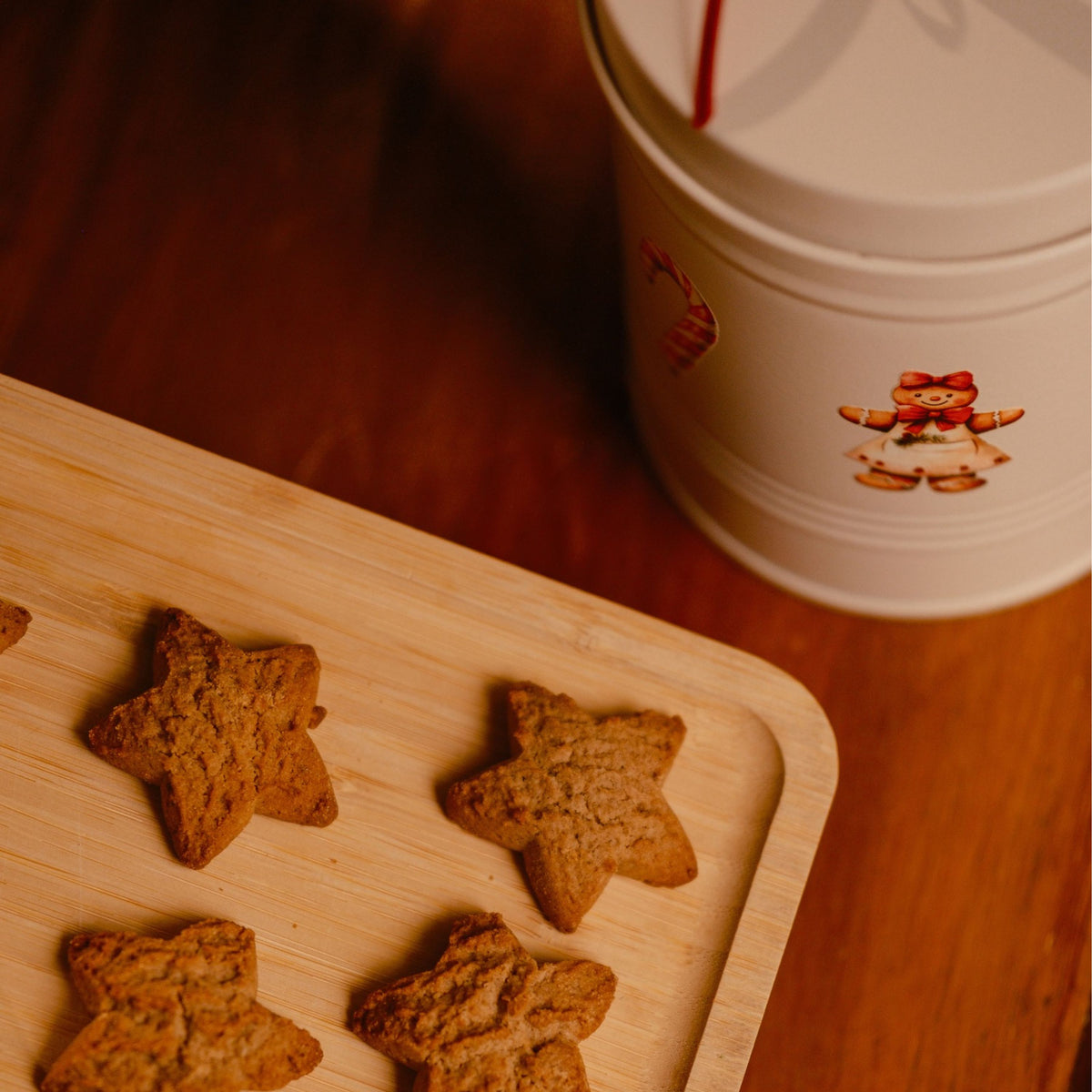Lata Vintage Gingerbread